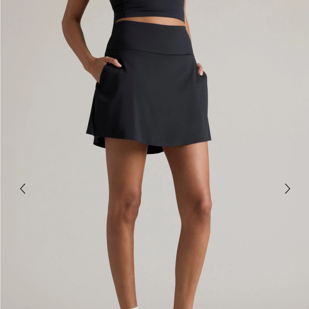 Rhone women’s course to court 16” skort shorts skirt black size large